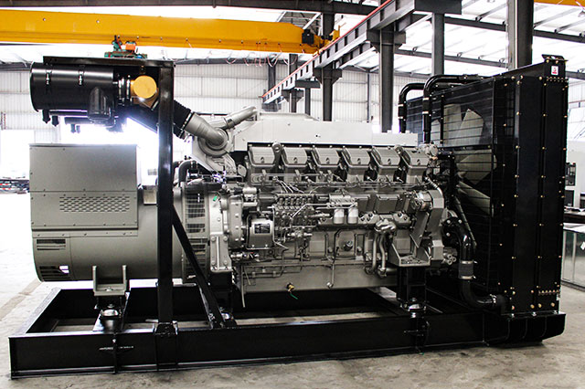 Générateur diesel Mitsubishi / PME à haute puissance de 2250KVA pour les entreprises